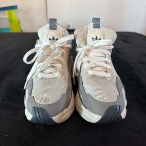 Adidas Magmur Runner Grey One Raw Steel EE5045 Women's Sneakers